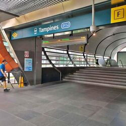 Tampines MRT (D18), Retail #543459171